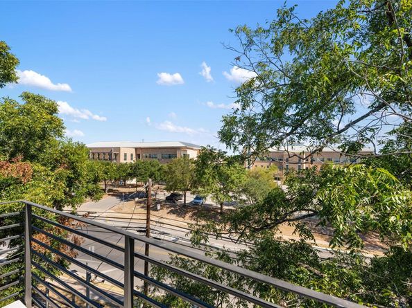 3010 Webberville RD 1, Austin TX 78702