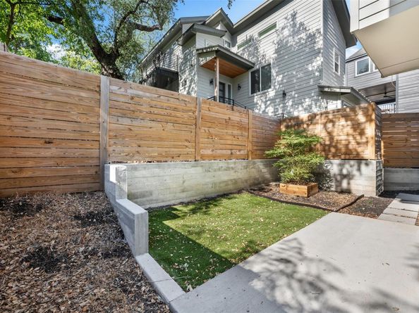 3010 Webberville RD 1, Austin TX 78702