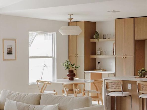 2009 Lear LN, Austin TX 78745