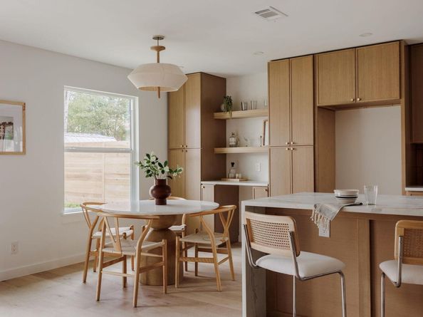 2009 Lear LN, Austin TX 78745