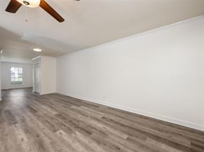 6107 Bullard DR A, Austin TX 78757