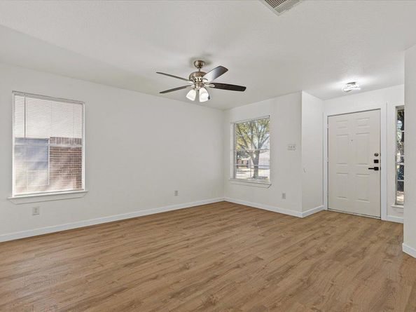 1007 Port Daniel DR, Leander TX 78641