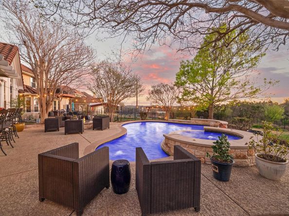 11208 Woodland Hills TRL, Austin TX 78732