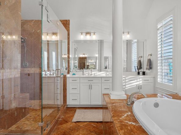 11208 Woodland Hills TRL, Austin TX 78732