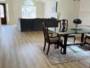 10902 Sierra Oaks, Austin TX 78759