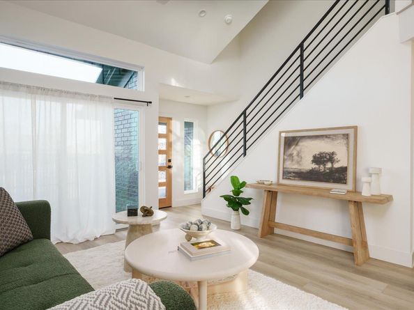 1905 Albury CV B, Austin TX 78758