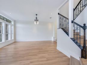 7716 Lakewood DR, Austin TX 78750