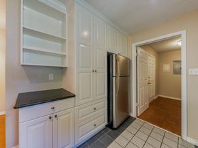 2004 Teakwood DR, Austin TX 78757