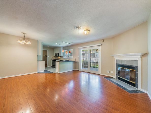 2004 Teakwood DR, Austin TX 78757