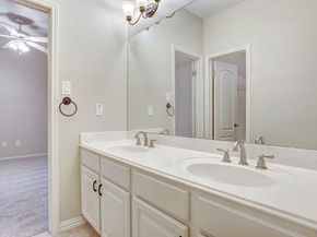 301 Rim Rock DR, Georgetown TX 78628