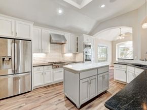 301 Rim Rock DR, Georgetown TX 78628