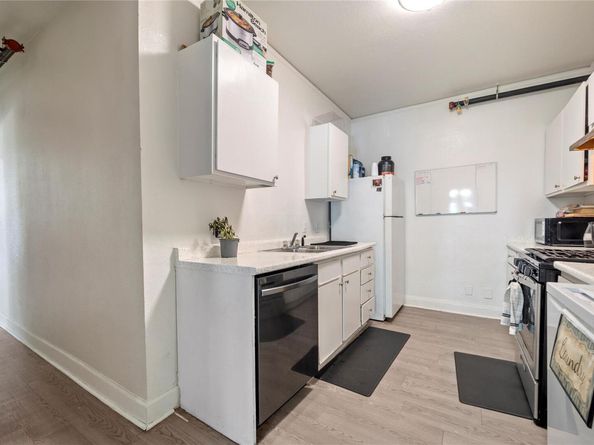 201 W 31st ST A, Austin TX 78705