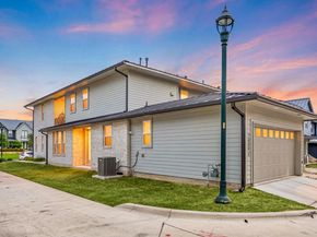 2409 Simond Ave E, Austin TX 78723