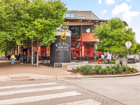 2409 Simond Ave E, Austin TX 78723