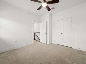 2409 Simond Ave E, Austin TX 78723