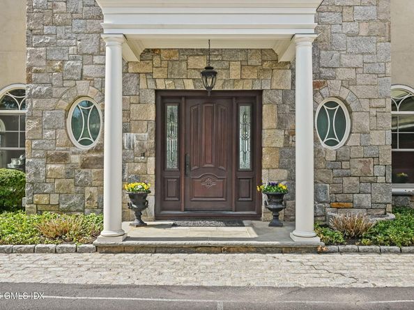 52 Carriglea Drive, Riverside CT 06878