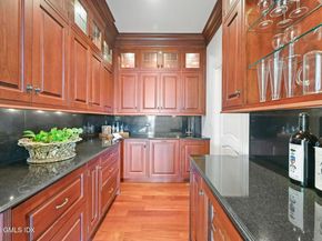 52 Carriglea Drive, Riverside CT 06878