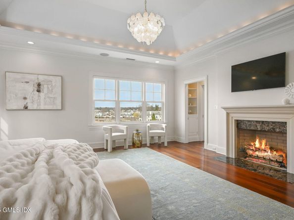 52 Carriglea Drive, Riverside CT 06878
