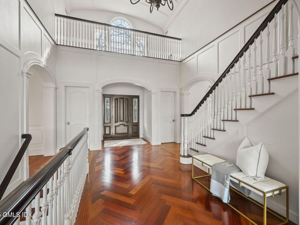 52 Carriglea Drive, Riverside CT 06878