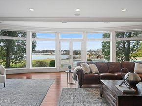 52 Carriglea Drive, Riverside CT 06878