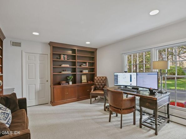 8 Tinker Lane, Greenwich CT 06830