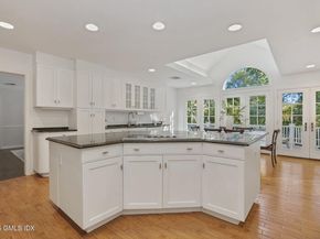 8 Tinker Lane, Greenwich CT 06830