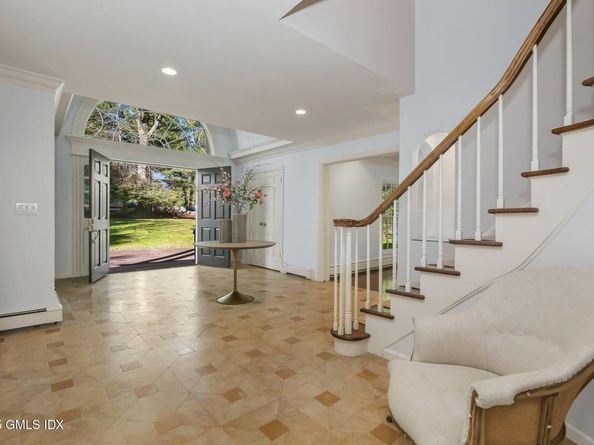 8 Tinker Lane, Greenwich CT 06830