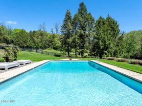 640 Round Hill Road, Greenwich CT 06831
