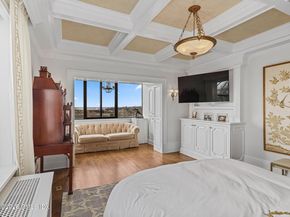 40 W Elm Street 3D&E, Greenwich CT 06830