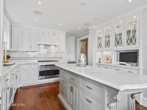 40 W Elm Street 3D&E, Greenwich CT 06830