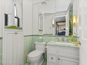 40 W Elm Street 3D&E, Greenwich CT 06830