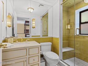 40 W Elm Street 3D&E, Greenwich CT 06830