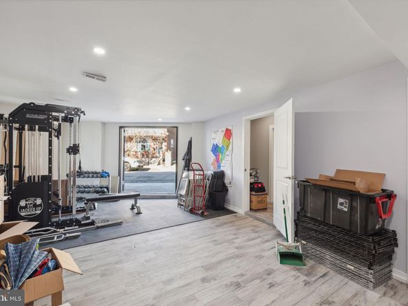 5460 Ridge Avenue, Philadelphia PA 19128