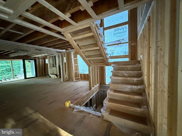 7601 Maryknoll Avenue, Bethesda MD 20817