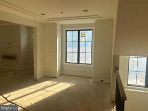 7601 Maryknoll Avenue, Bethesda MD 20817