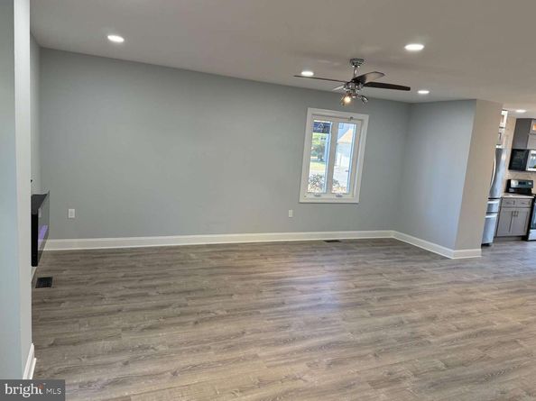2000 Chippewa Ridge, Ambler PA 19002