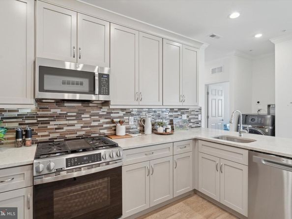 16444 River View Drive, Bristol PA 19007