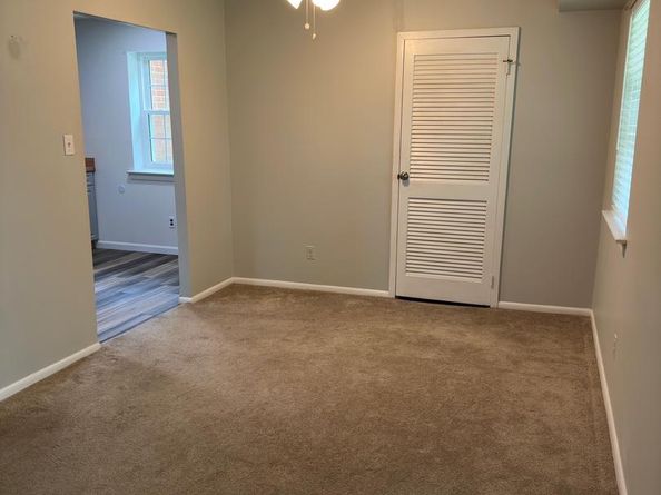 4000 Gypsy Lane 420D, Philadelphia PA 19129