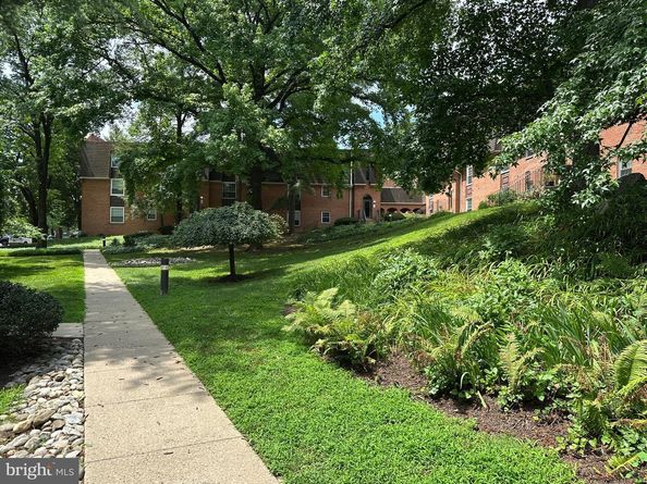 4000 Gypsy Lane 420D, Philadelphia PA 19129