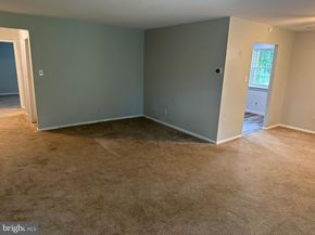 4000 Gypsy Lane 420D, Philadelphia PA 19129