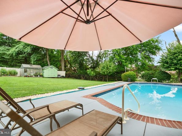 18 Daffodil Drive, Southampton PA 18966