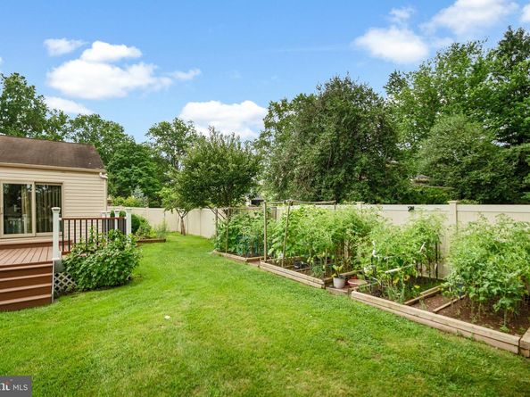 18 Daffodil Drive, Southampton PA 18966