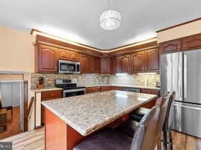 18 Daffodil Drive, Southampton PA 18966