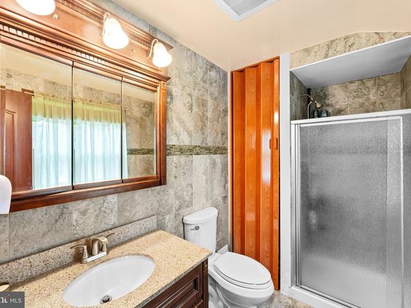18 Daffodil Drive, Southampton PA 18966
