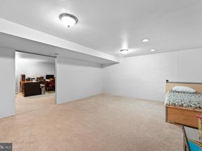 18 Daffodil Drive, Southampton PA 18966
