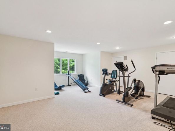 1439 Byberry Road, Huntingdon Valley PA 19006