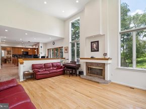 1439 Byberry Road, Huntingdon Valley PA 19006