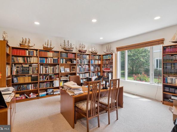 1439 Byberry Road, Huntingdon Valley PA 19006