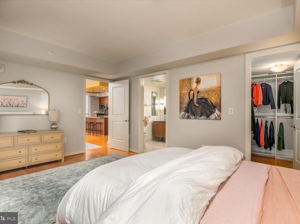 1025 1st Street SE 713, Washington DC 20003