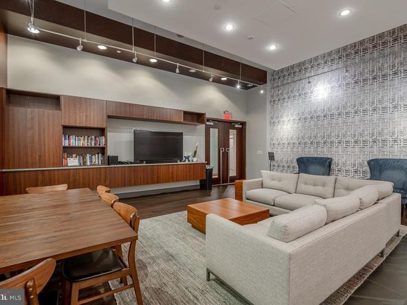 1025 1st Street SE 713, Washington DC 20003